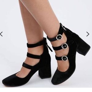 Topshop/ Black Velvet Multi Buckle Shoe